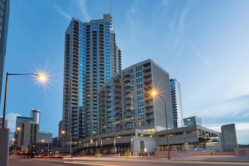 Twelve Downtown, Autograph Collection