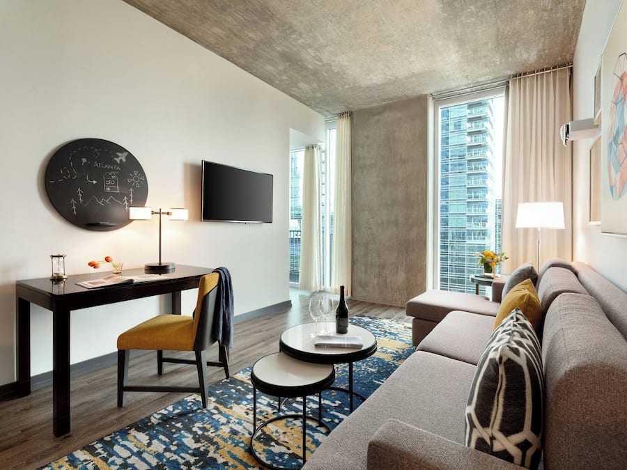 TV de plasma 37 polegadas com canais via satélite, TV, DVD player