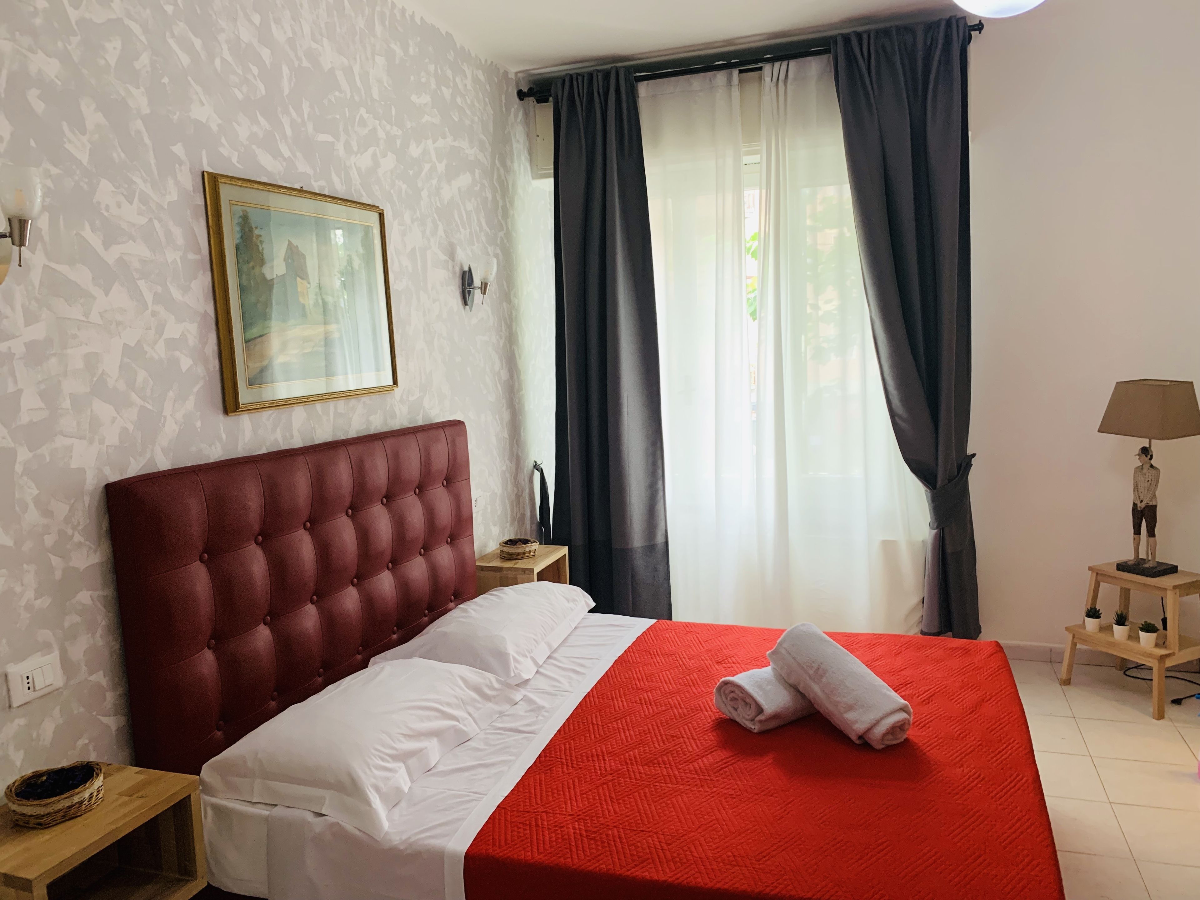 Minibar, safe på rommet, lydisolert og strykejern/-brett