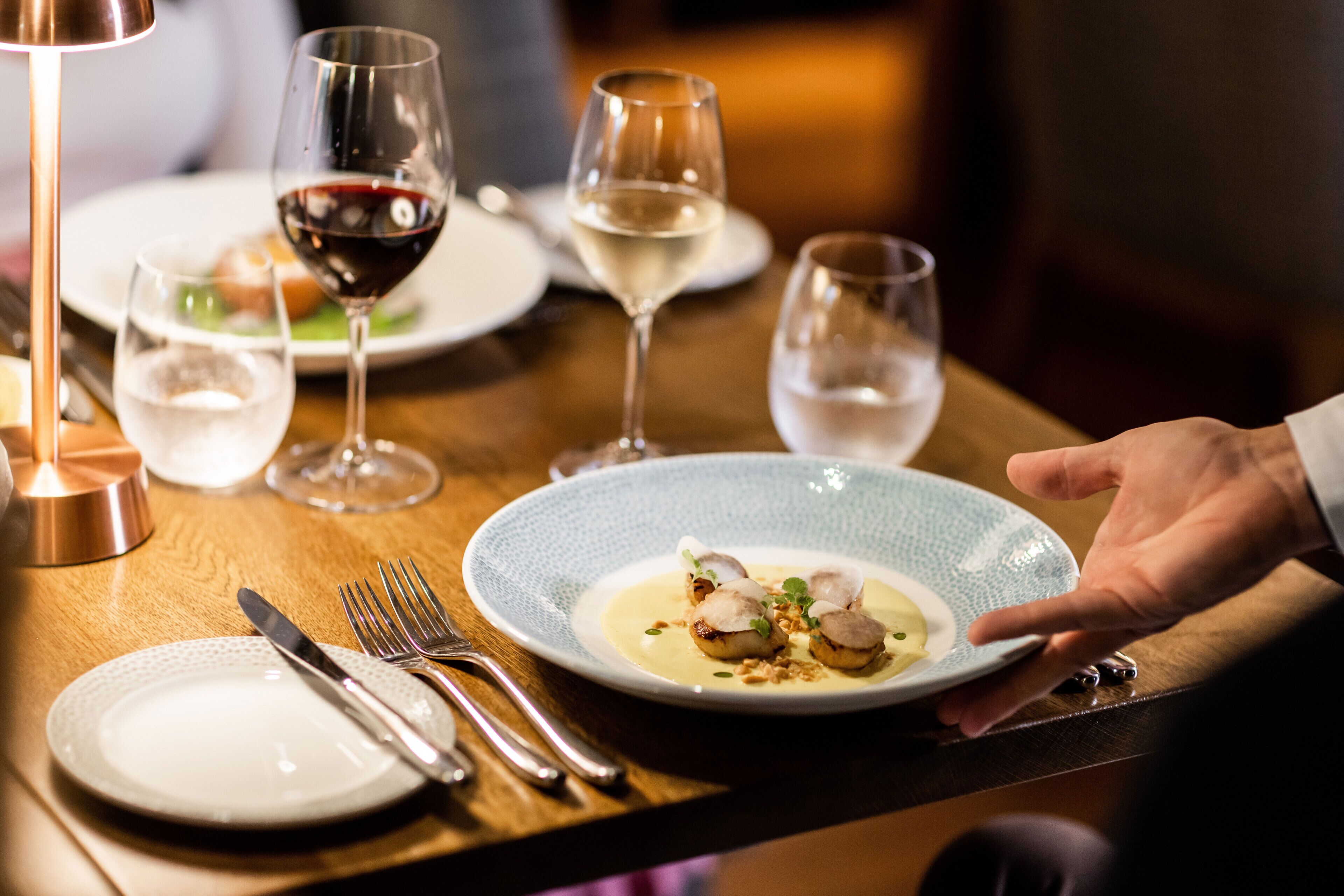 breakfast, lunch, dinner served; international cuisine, pool views