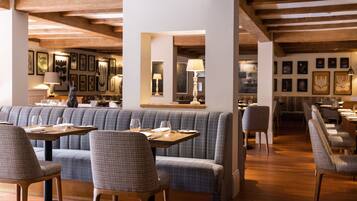 Breakfast, lunch, dinner served; international cuisine, pool views