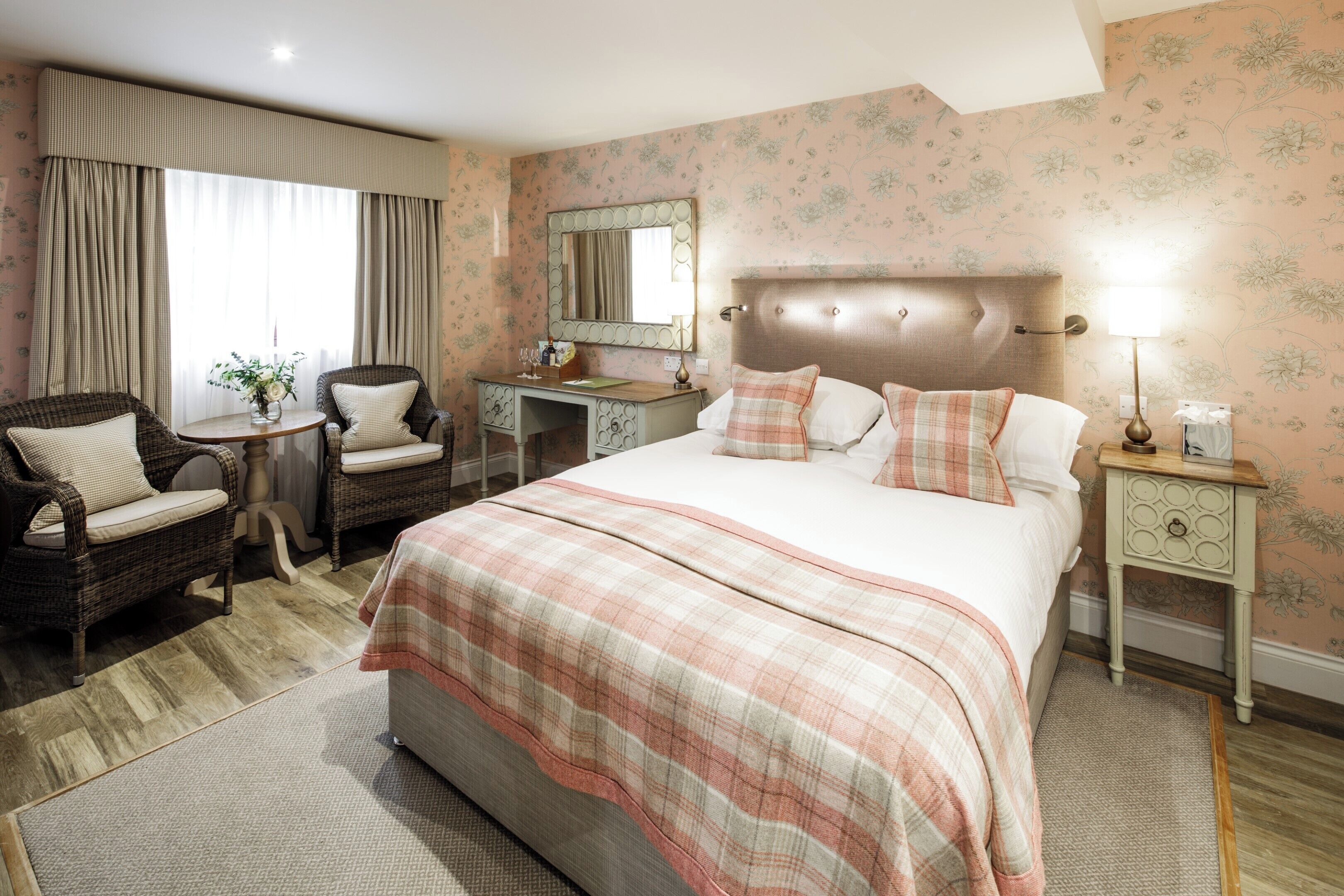 Photo - Greenhills Country Hotel