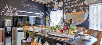 Naomi's Inn Bed & Breakfast