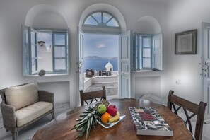 Mansion Sunset Suite | 1 chambre, literie de qualité supérieure, couette en duvet d'oie