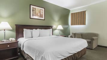 Select Comfort 床墊、書桌、遮光窗簾/窗簾、熨斗/熨衫板