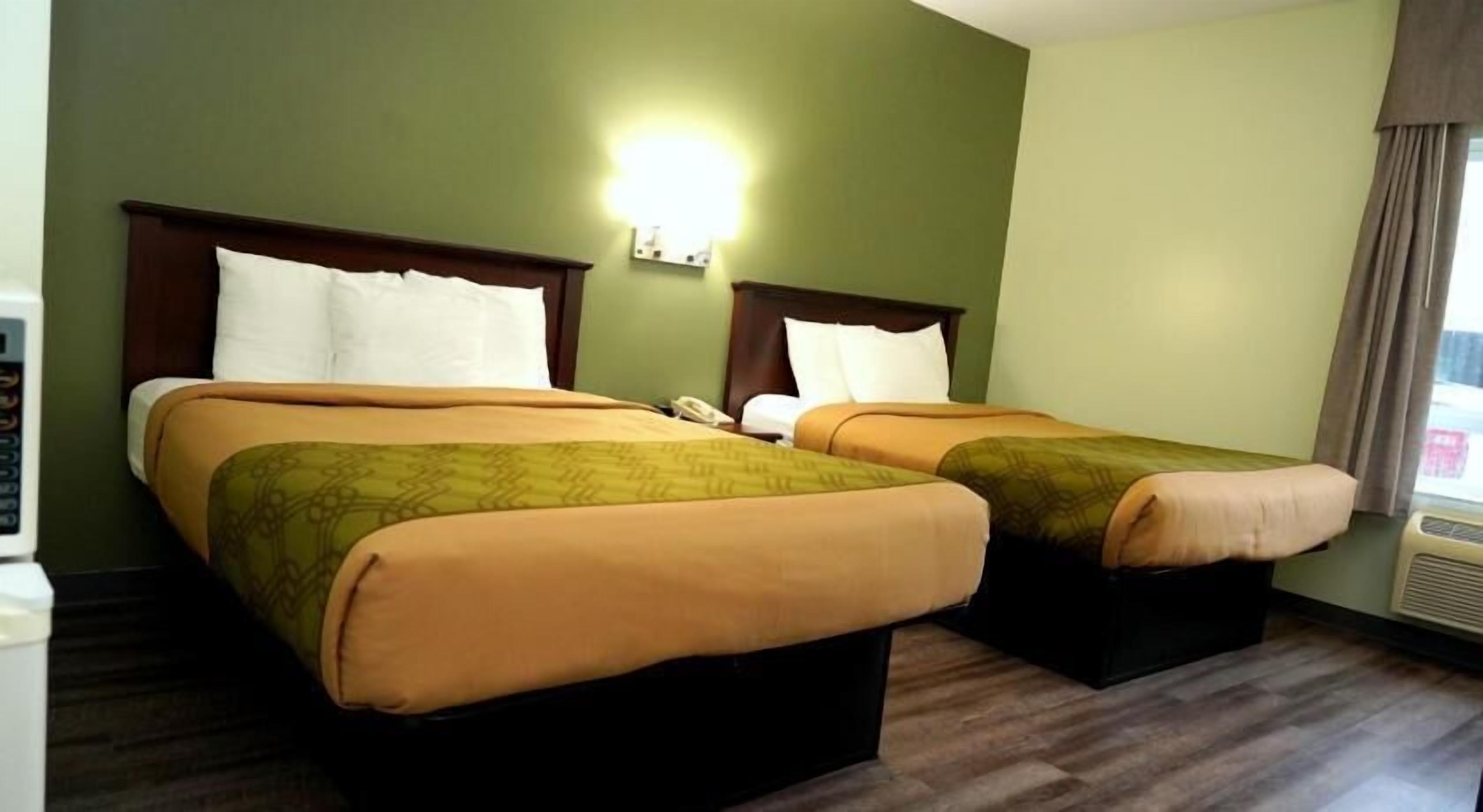 Colchones Select Comfort, escritorio y cortinas blackout 