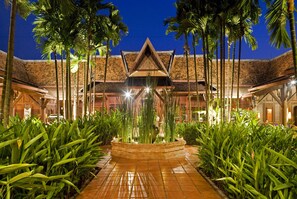 Lobby - Angkor Village Resort & Spa (Siem Reap)