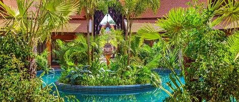 Premium bedding, minibar, in-room safe, individually furnished