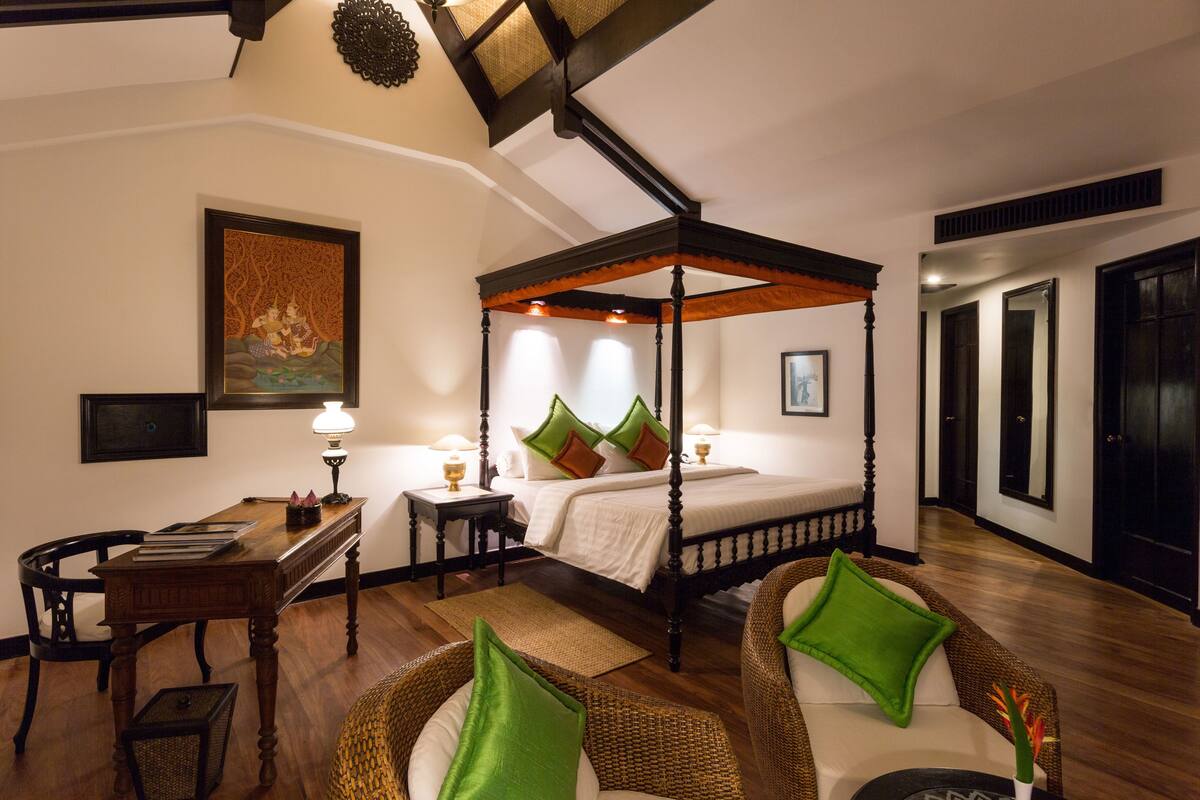 Ropa de cama de alta calidad y minibar