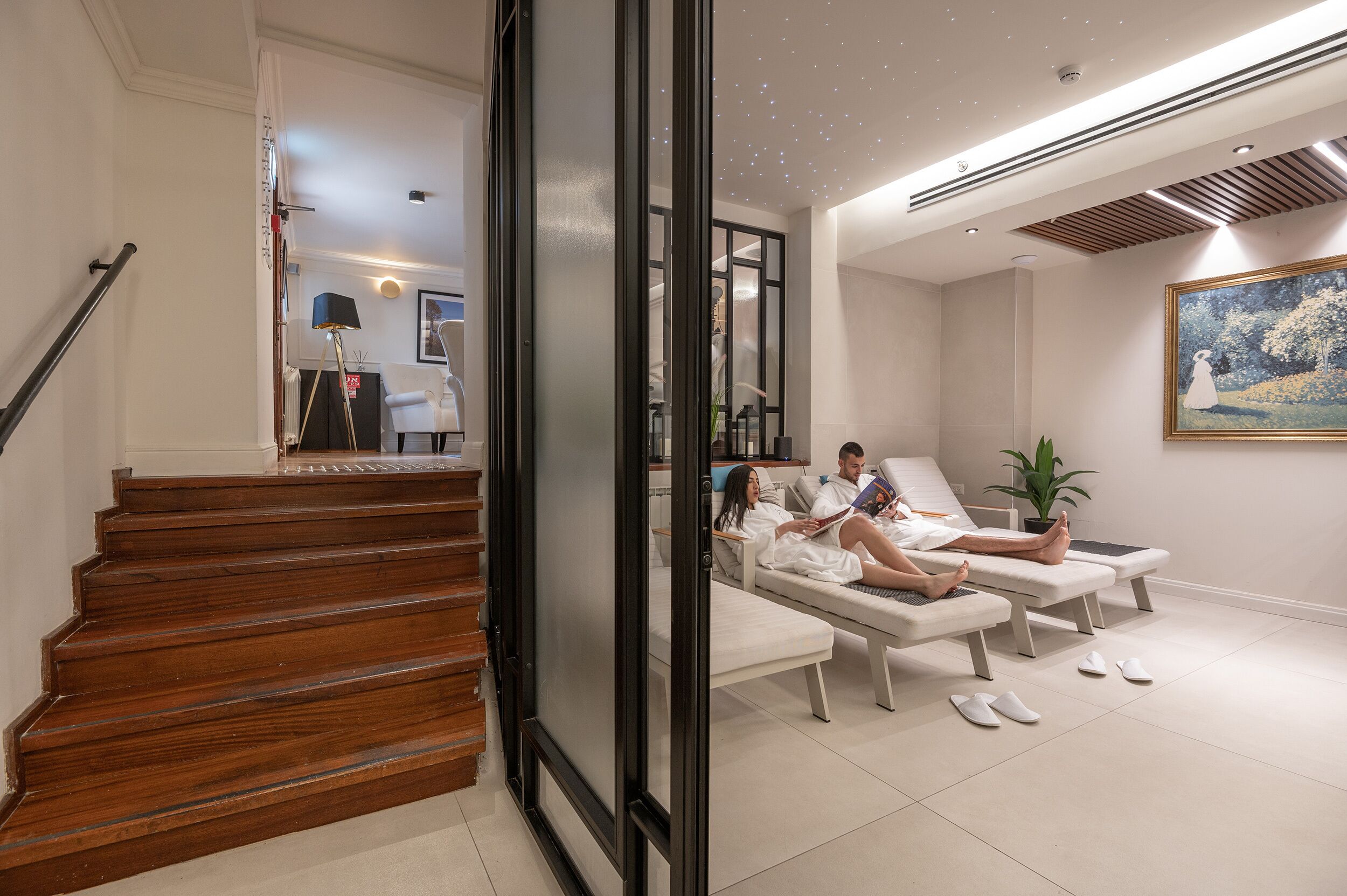 couples treatment room(s), sauna, hot tub, body treatments, aromatherapy