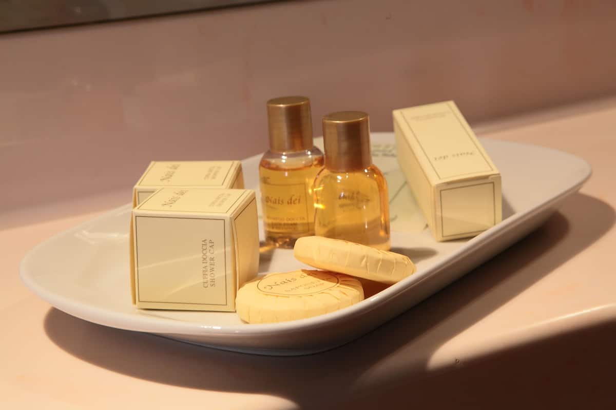 shower, free toiletries, hair dryer, bathrobes