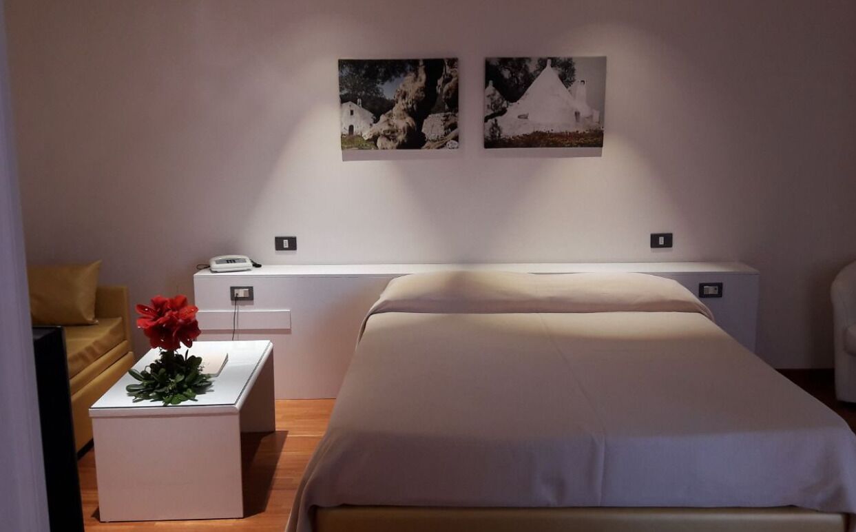 Firemannsrom | Minibar, safe på rommet, skrivebord og wi-fi (inkludert)