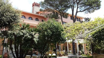 Extérieur