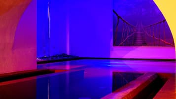 Tina de hidromasaje interior