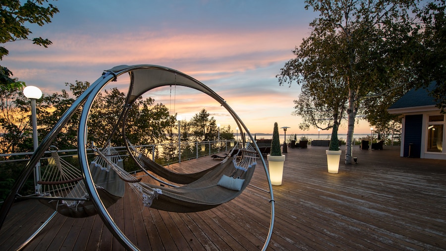 Auberge De La Pointe