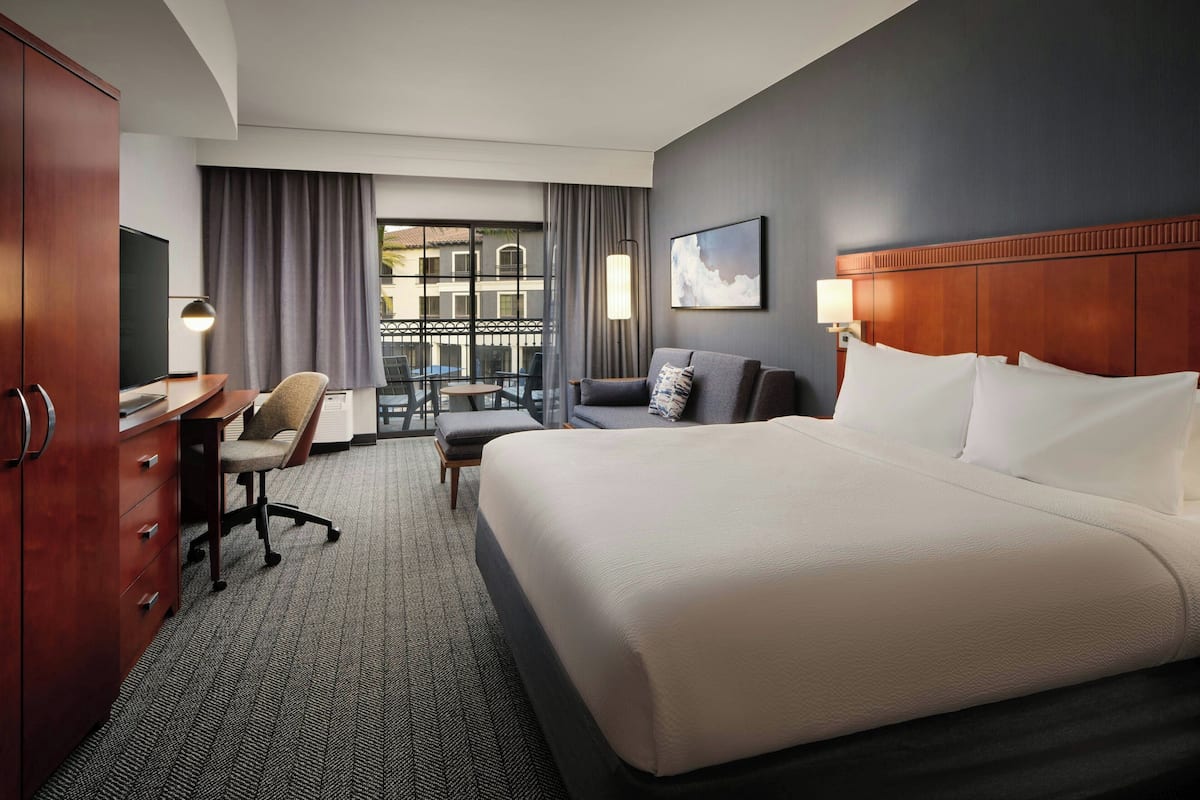 Room, 1 King Bed with Sofa bed | Premium bedding, in-room safe, desk, laptop workspace