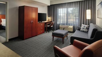 Literie de qualité supérieure, coffres-forts dans les chambres, bureau