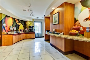 Free daily continental breakfast
