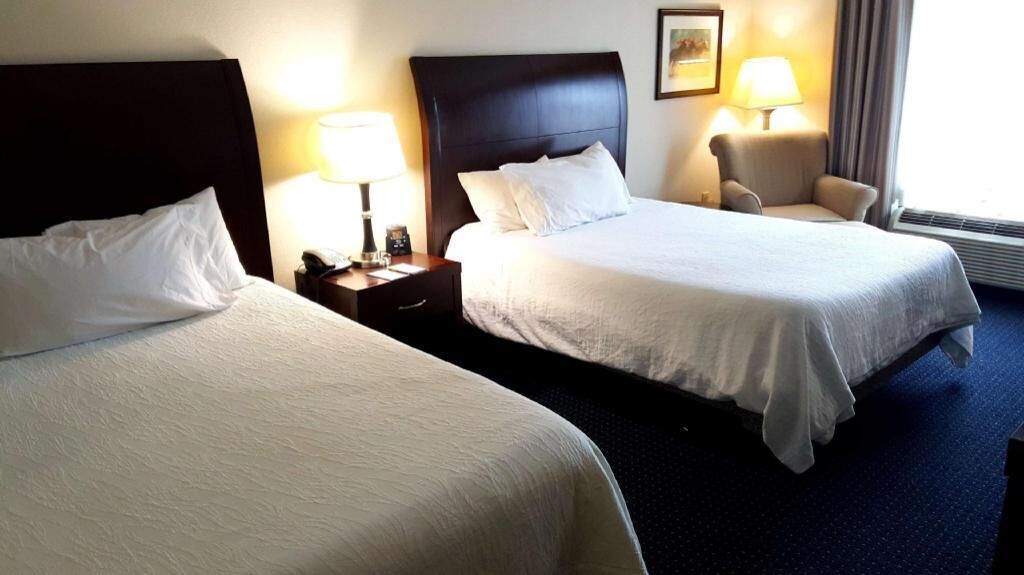 Premium bedding, in-room safe, blackout drapes, iron/ironing board