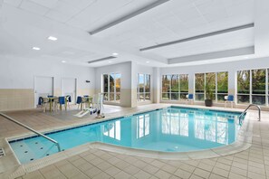 Indoor pool - Hilton Garden Inn Lexington Georgetown (Georgetown)