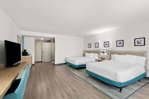 Premium bedding, in-room safe, blackout drapes, iron/ironing board - Hilton Garden Inn Lexington Georgetown (Georgetown)