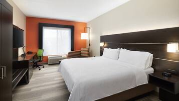 办公桌、遮光窗帘、熨斗/熨衣板、免费婴儿床