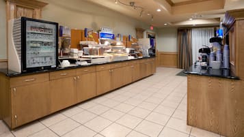 Desayuno buffet incluido todos los días