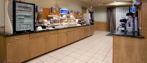 Petit déjeuner buffet compris tous les jours