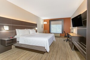 Premium bedding, pillow-top beds, in-room safe, desk