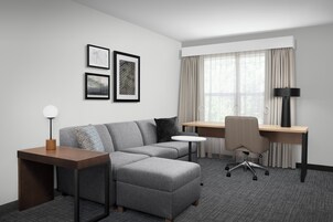 42-英寸LED 电视（配备有线频道）、电视、iPod 基座