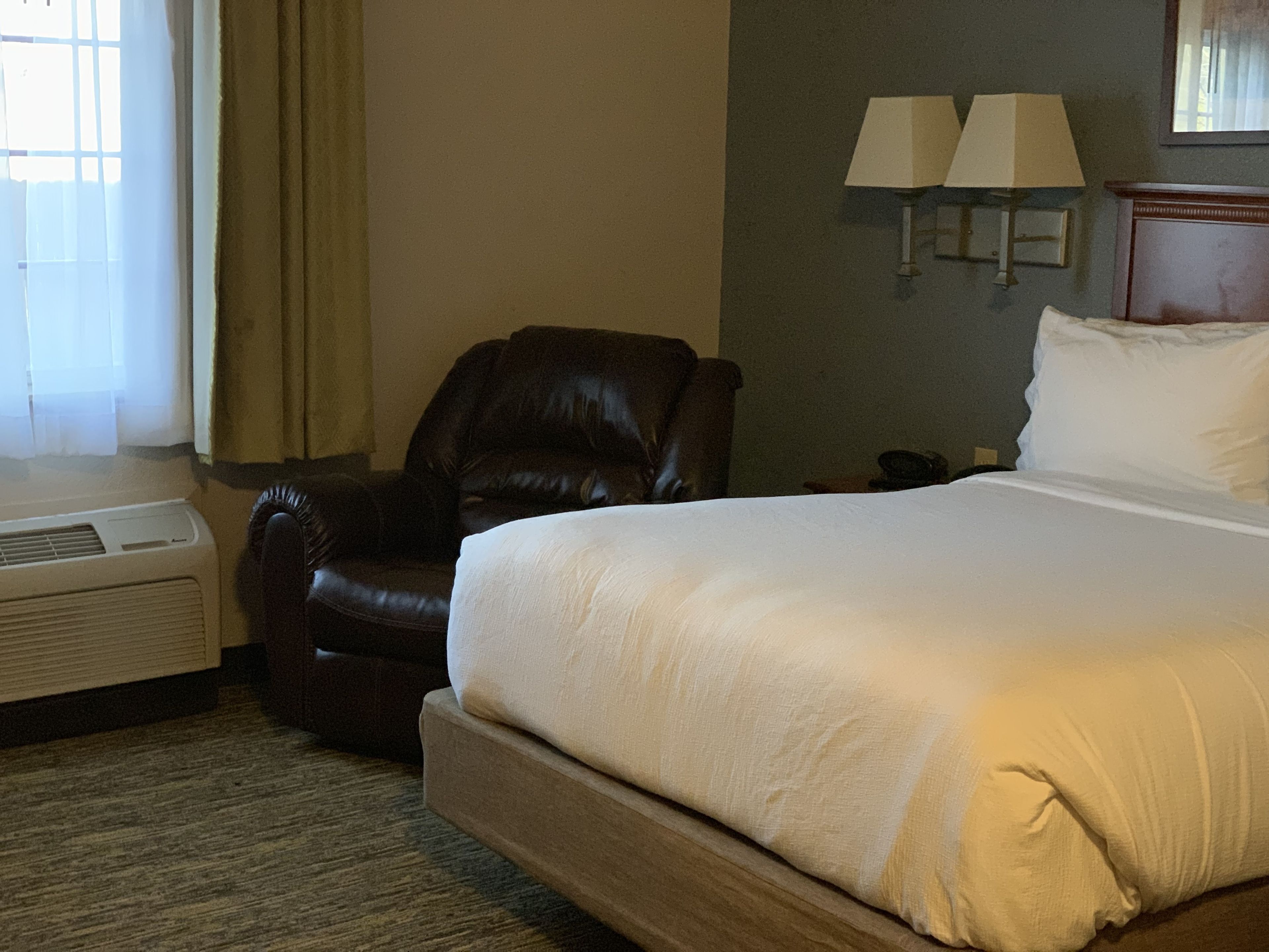 studio suite, 1 queen bed, accessible (hearing) | premium bedding, desk, laptop workspace, blackout curtains