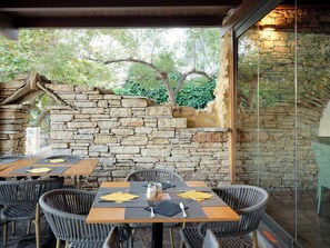 Tägliches inbegriffenes Frühstücksbuffet