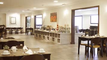 Daily full breakfast (USD 20 per person)