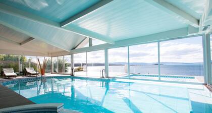 Xelena Hotel & Suites