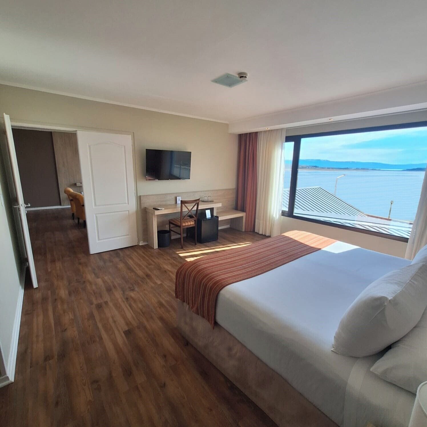 suite de lujo | 1 bedroom, egyptian cotton sheets, premium bedding, pillow-top beds