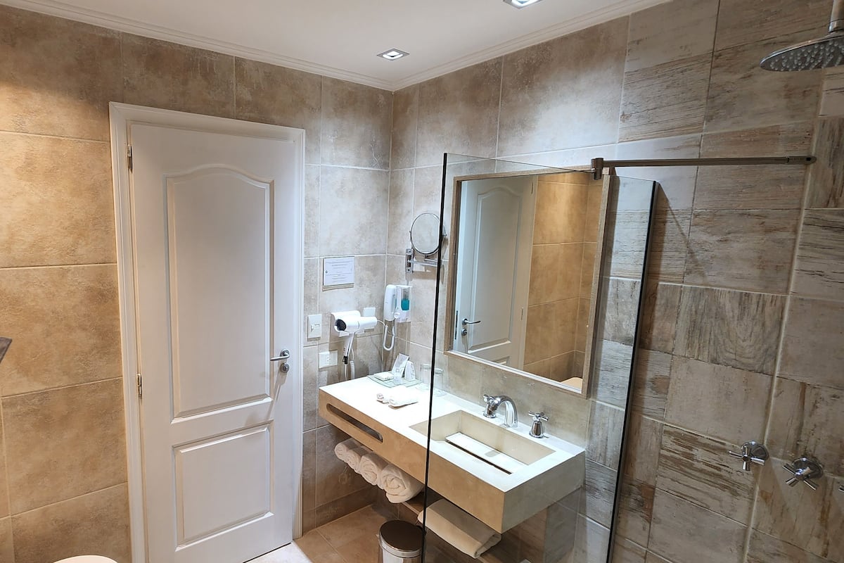 shower, free toiletries, hair dryer, bathrobes