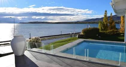 Xelena Hotel & Suites