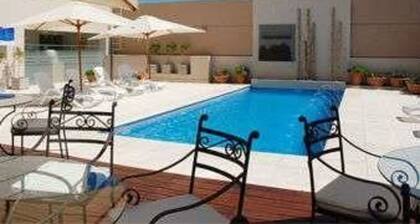 Howard Johnson by Wyndham Villa Maria Casino