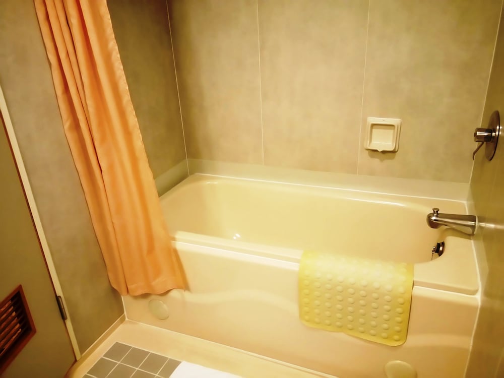 Summit Parkview Hotel by null