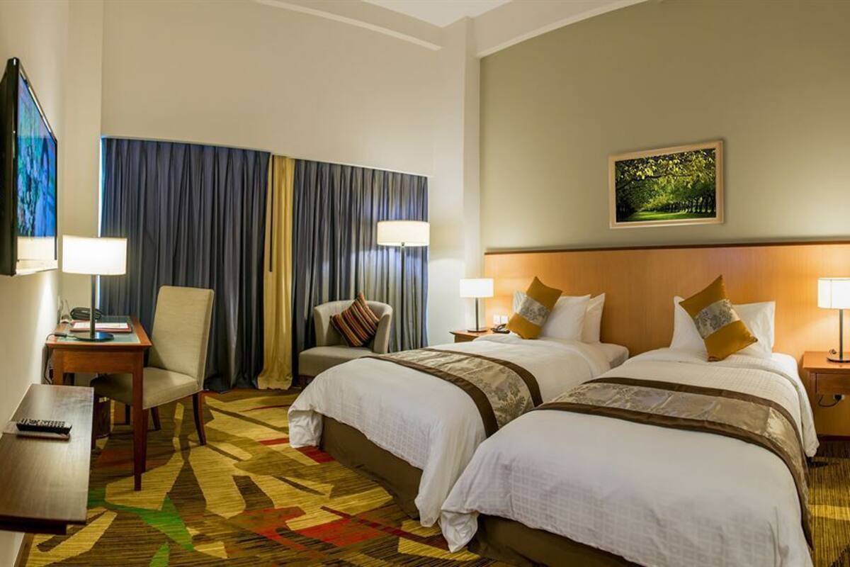 In-room safe, desk, blackout drapes, soundproofing