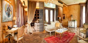 套房 (Nurbanu Sultan) | 起居区 | 液晶电视