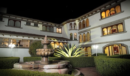 Courtyard. Hotel del Angel, Apizaco