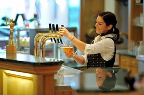 Bar (on property) - Wald-Cafe (Bonn)