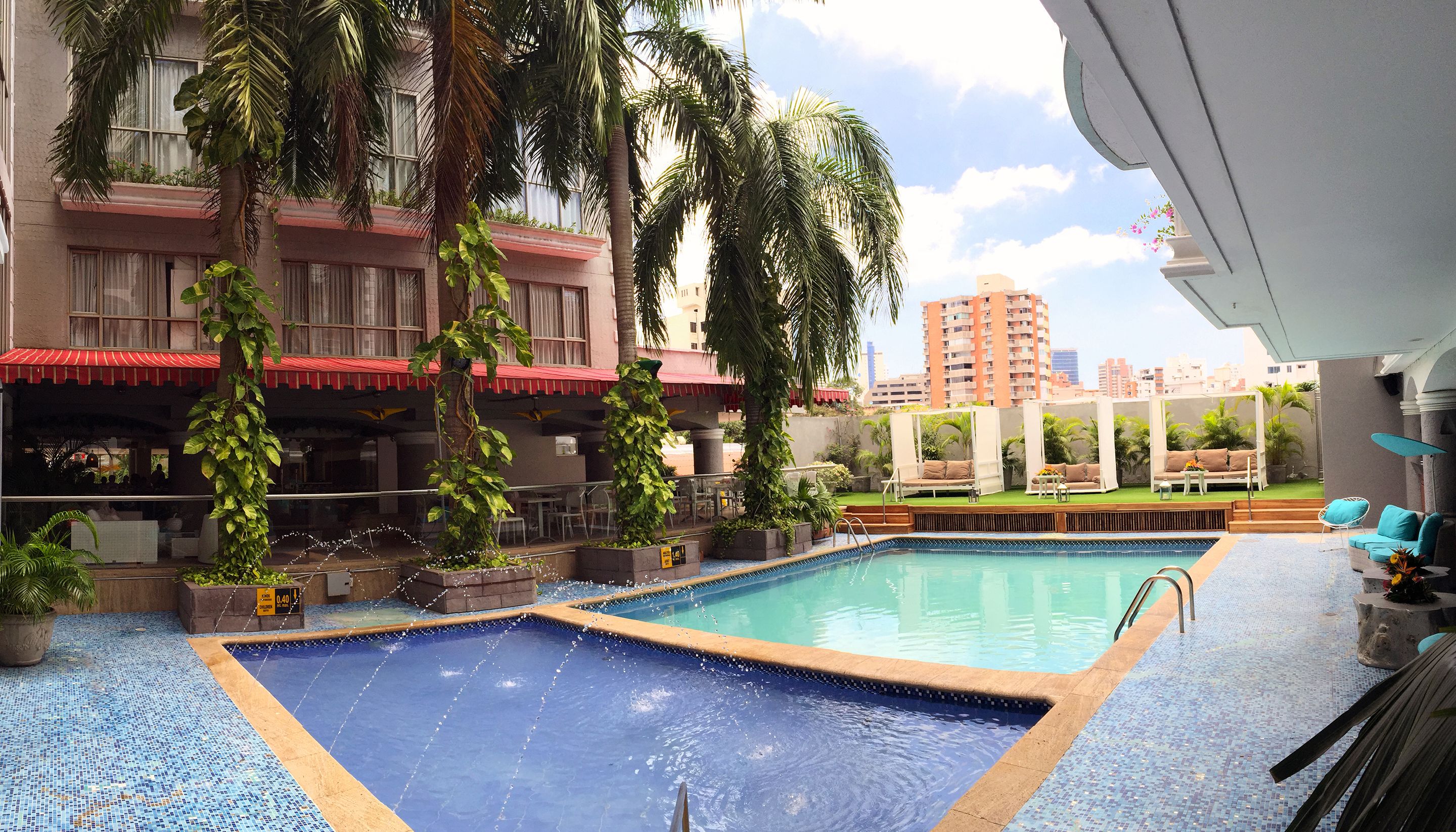 Photo - Country International Hotel