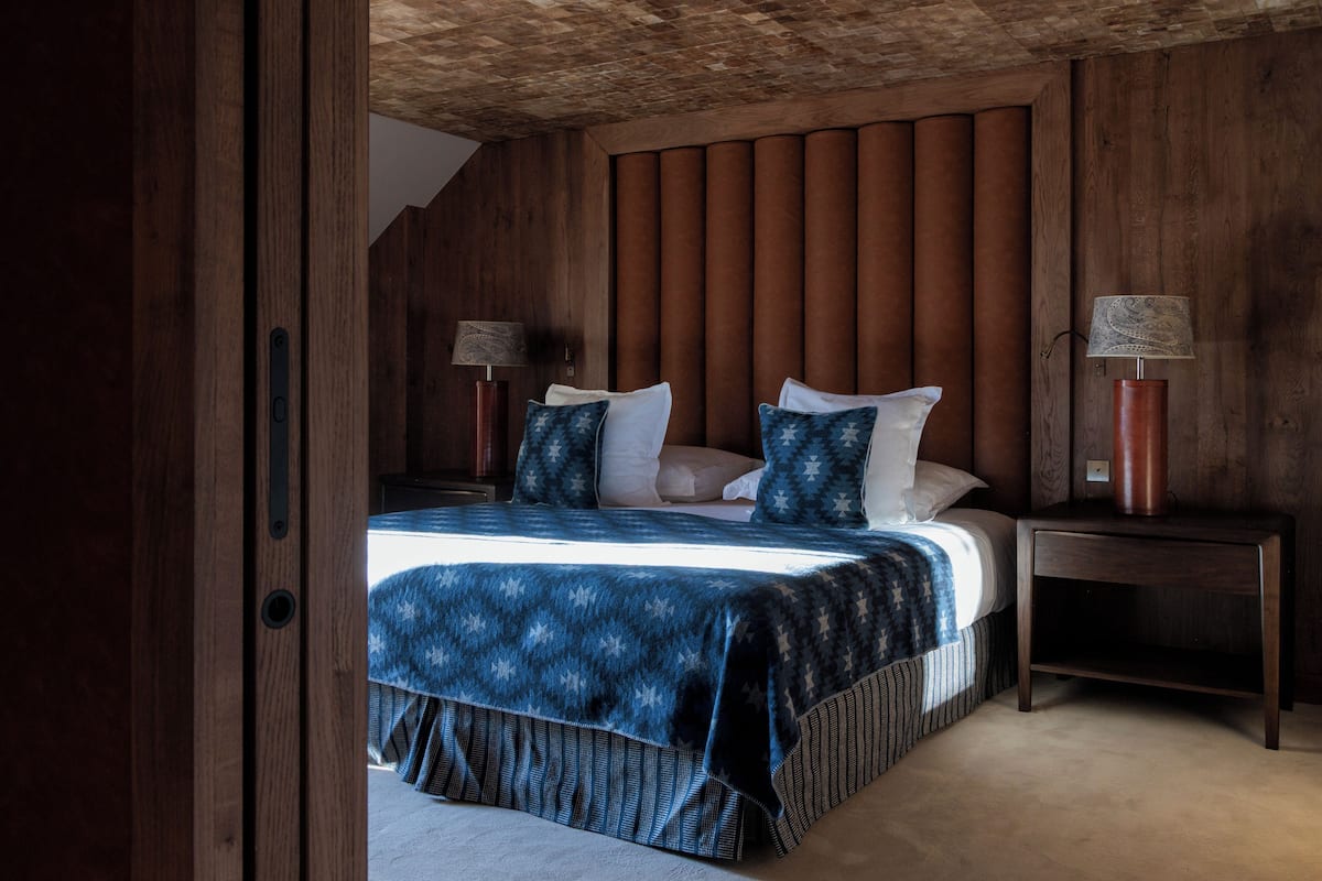 Suite familiar (Deluxe) | Ropa de cama de alta calidad y minibar