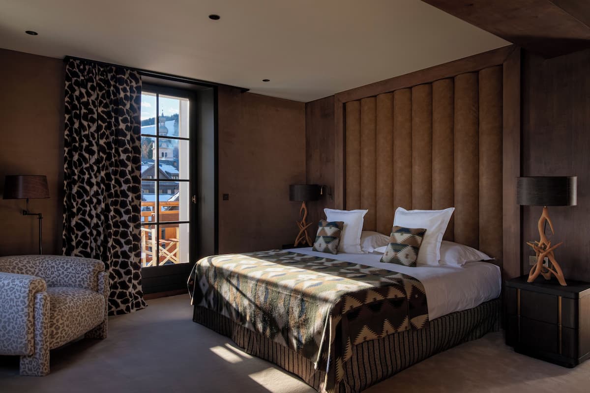 Suite Deluxe | Ropa de cama de alta calidad y minibar