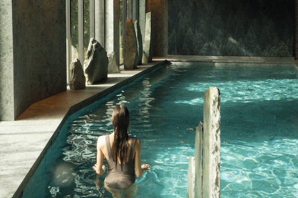 Indoor pool, seasonal outdoor pool