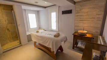 Sauna, ruang uap, perawatan tubuh, dan hidroterapi