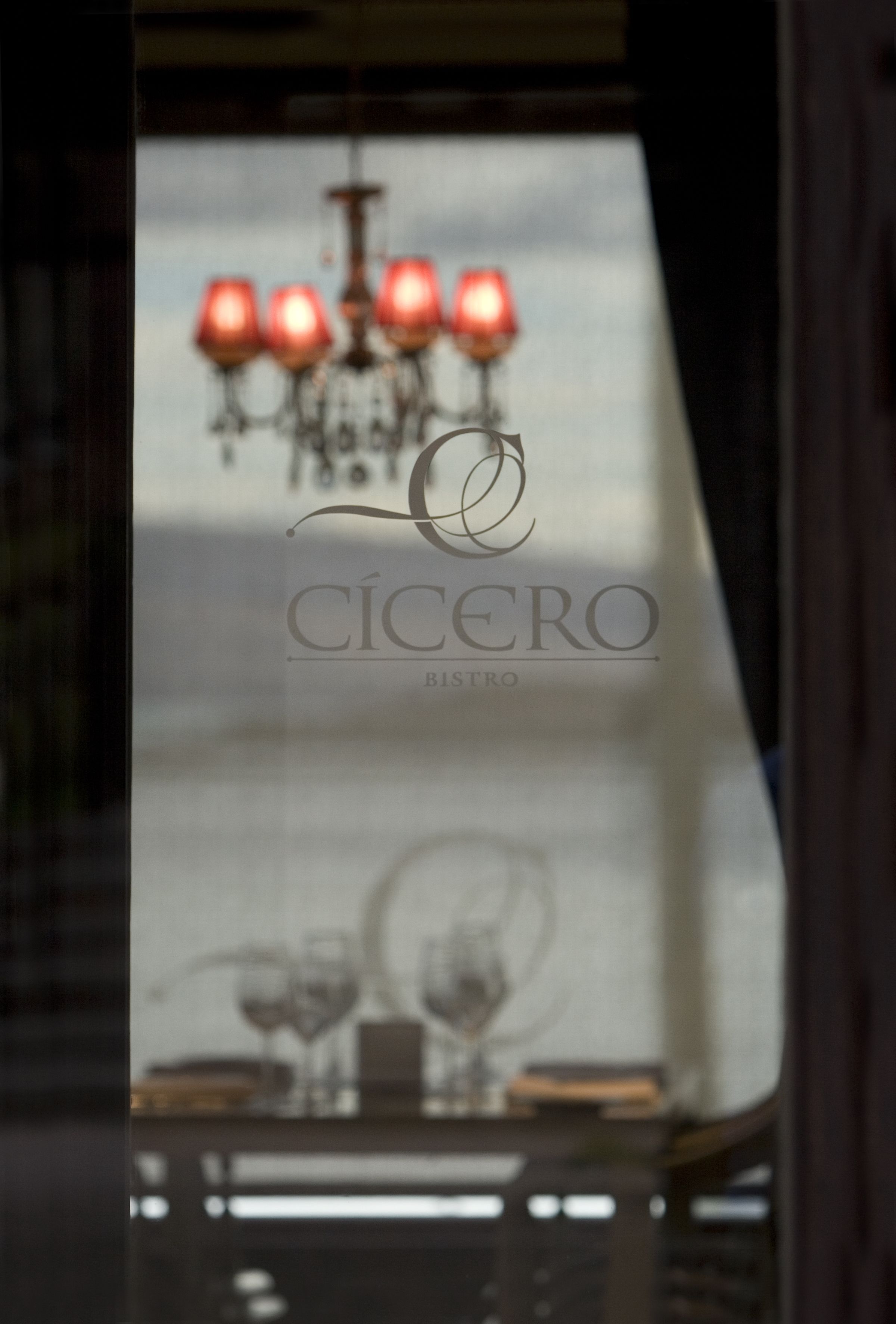 breakfast and dinner served, sea views