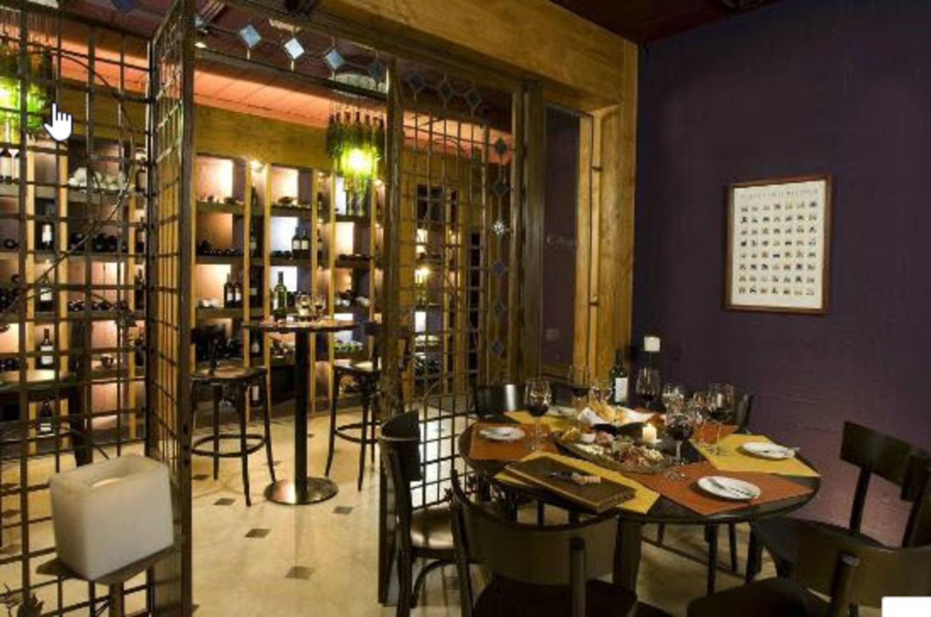 breakfast and dinner served, sea views